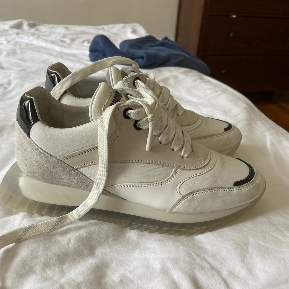 Bronx sneakers size US 6.5 EU 37